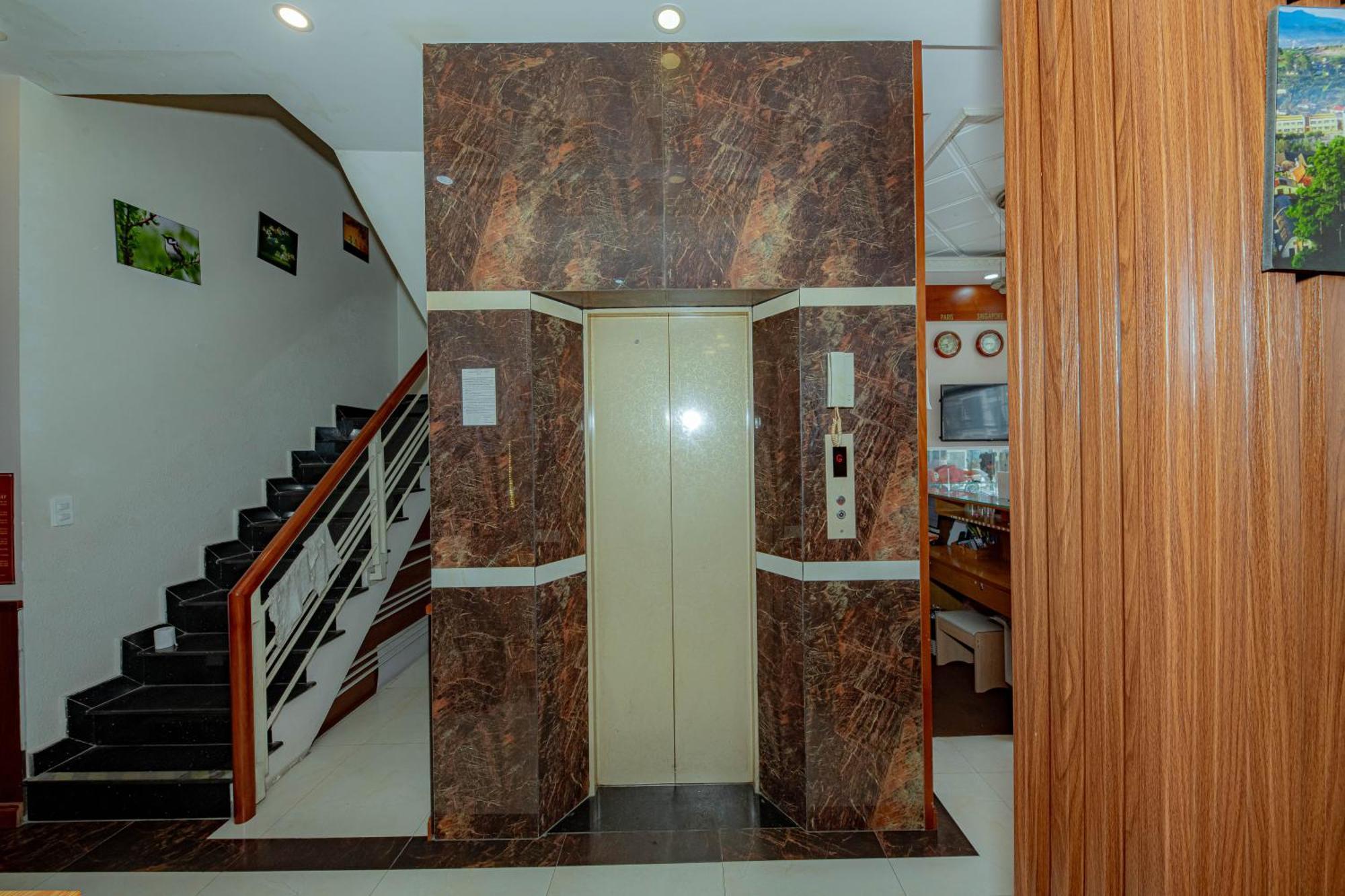 Thanh Anh 2 Hotel - Gan Cho Dem Νταλάτ Εξωτερικό φωτογραφία