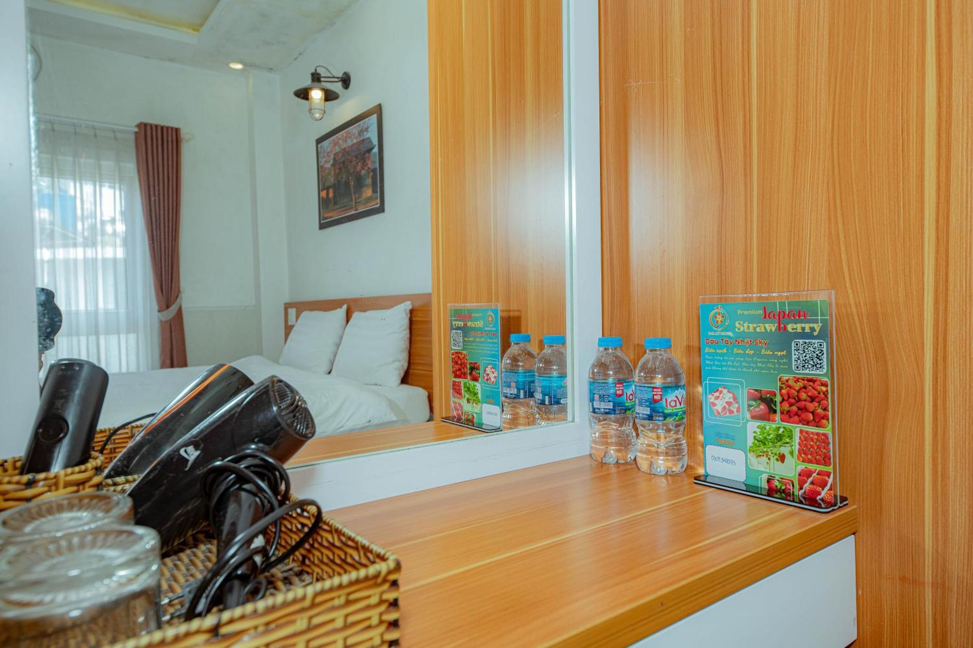 Thanh Anh 2 Hotel - Gan Cho Dem Νταλάτ Εξωτερικό φωτογραφία