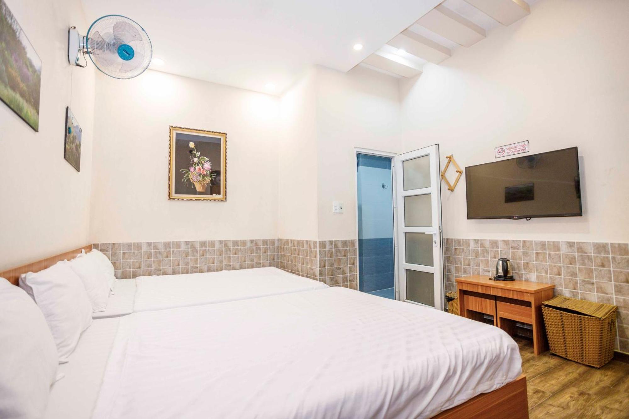 Thanh Anh 2 Hotel - Gan Cho Dem Νταλάτ Εξωτερικό φωτογραφία